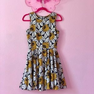 Maison Jules classic style dress 👗